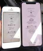 iPhoneX 64GB docomo（スマホ）の商品画像 - 査定依頼日：2024年5月30日 - 最高査定価格：8,500円