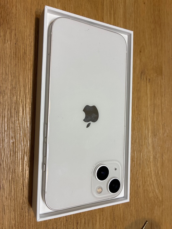 iPhone13（スマホ）の商品画像 - 査定依頼日：2025年11月24日 - 最高査定価格：43,000円