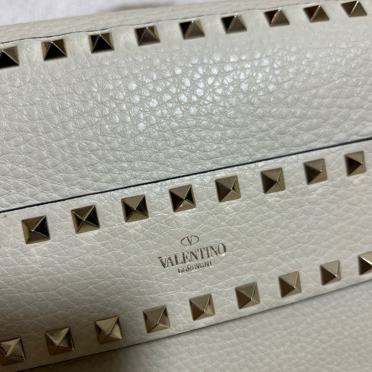 バレンティノ（ブランドバッグ）の商品画像 - 査定依頼日：2025年12月18日 - 最高査定価格：100,000円