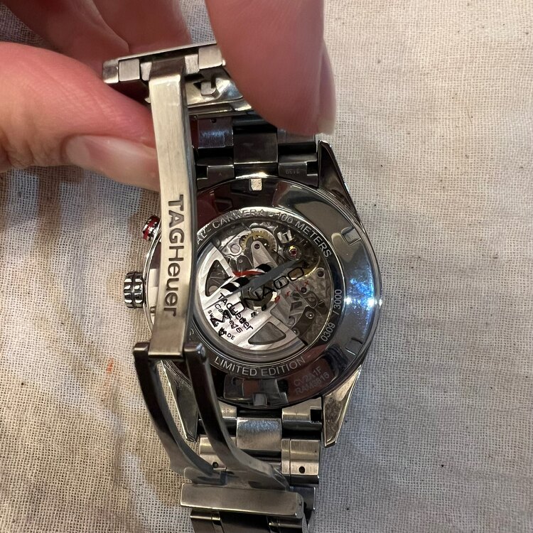 タグホイヤー モナコ CV2A1e（高級時計）の商品画像 - 査定依頼日：2025年2月9日 - 最高査定価格：250,000円