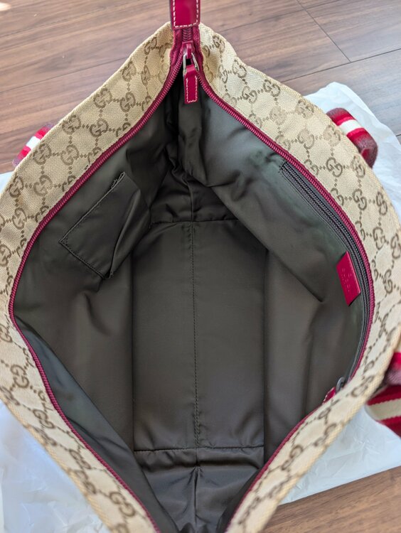 GUCCI　鞄（ブランドバッグ）の商品画像 - 査定依頼日：2026年5月2日 - 最高査定価格：40,000円