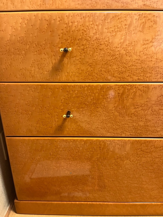 府中婚礼家具3点（家具・寝具）の商品画像 - 査定依頼日：2026年3月3日 - 最高査定価格：1円