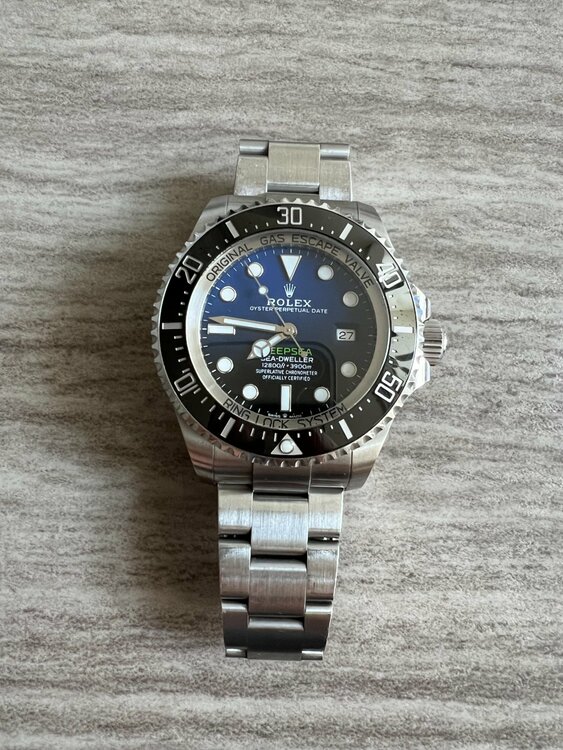 シードゥエラー Dブルー（高級時計）の商品画像 - 査定依頼日：2026年3月27日 - 最高査定価格：1,920,000円