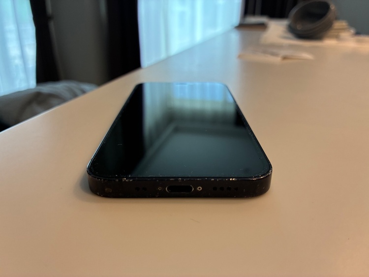 iPhone iPhone 12 mini 64GB au（スマホ）の商品画像 - 査定依頼日：2026年6月18日 - 最高査定価格：4,000円