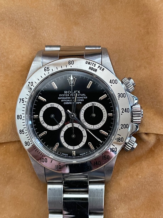 ロレックス デイトナ 1652（高級時計）の商品画像 - 査定依頼日：2025年8月27日 - 最高査定価格：4,000,000円