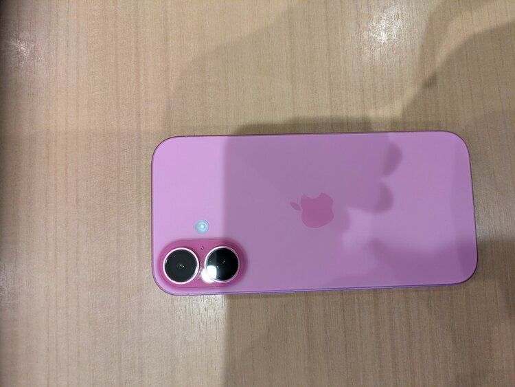 iPhone16（スマホ）の商品画像 - 査定依頼日：2026年2月3日 - 最高査定価格：100,000円