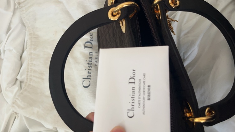 dior カナージュ ナイロン（ブランドバッグ）の商品画像 - 査定依頼日：2025年7月28日 - 最高査定価格：100,000円