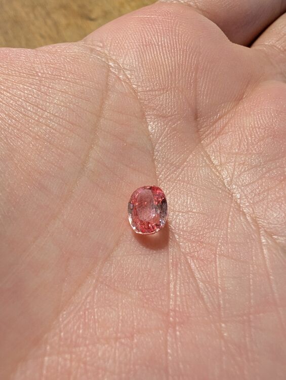 パパラチアサファイア（金・貴金属）の商品画像 - 査定依頼日：2025年11月25日 - 最高査定価格：1,200円