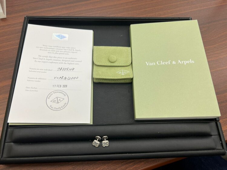 ヴァンクリーフ &アーペル　スウィートアルハンブラ　ピアス（金・貴金属）の商品画像 - 査定依頼日：2024年11月22日 - 最高査定価格：230,000円