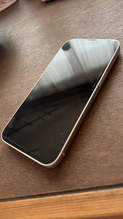 iPhone 13 128GB SIMフリー（スマホ）の商品画像 - 査定依頼日：2026年5月4日 - 最高査定価格：28,000円