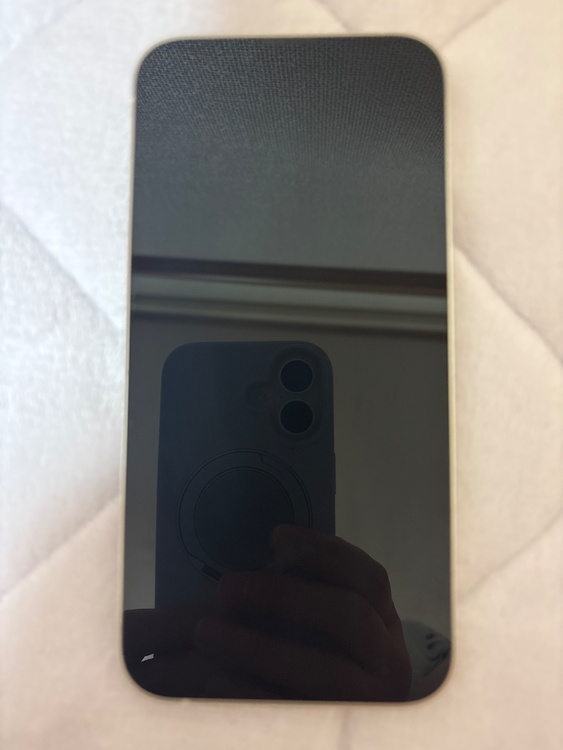 MLND3J/A（スマホ）の商品画像 - 査定依頼日：2026年1月25日 - 最高査定価格：33,000円