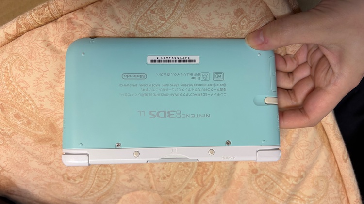 3DS LL（ゲーム機本体・ゲームソフト）の商品画像 - 査定依頼日：2026年2月10日 - 最高査定価格：9,000円