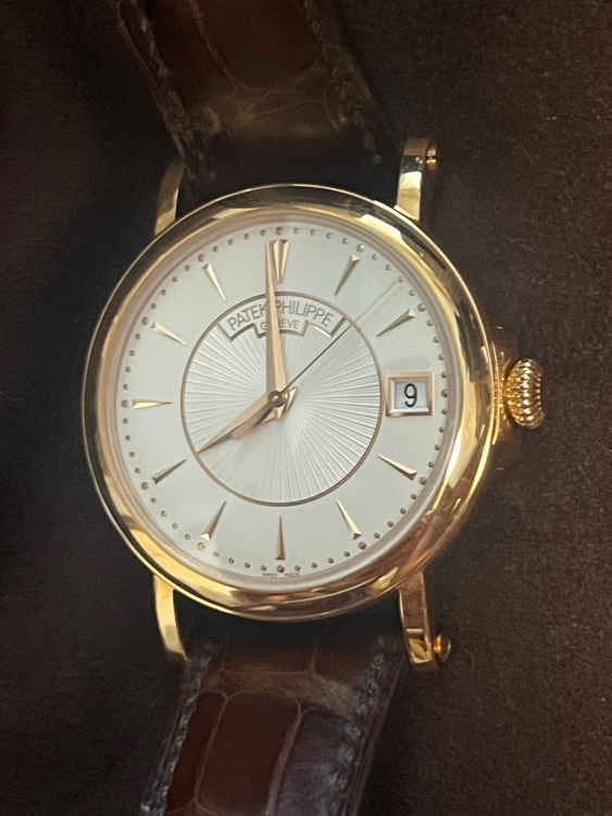 パテックフィリップ カラトラバ 5153R-00（高級時計）の商品画像 - 査定依頼日：2025年9月21日 - 最高査定価格：3,250,000円