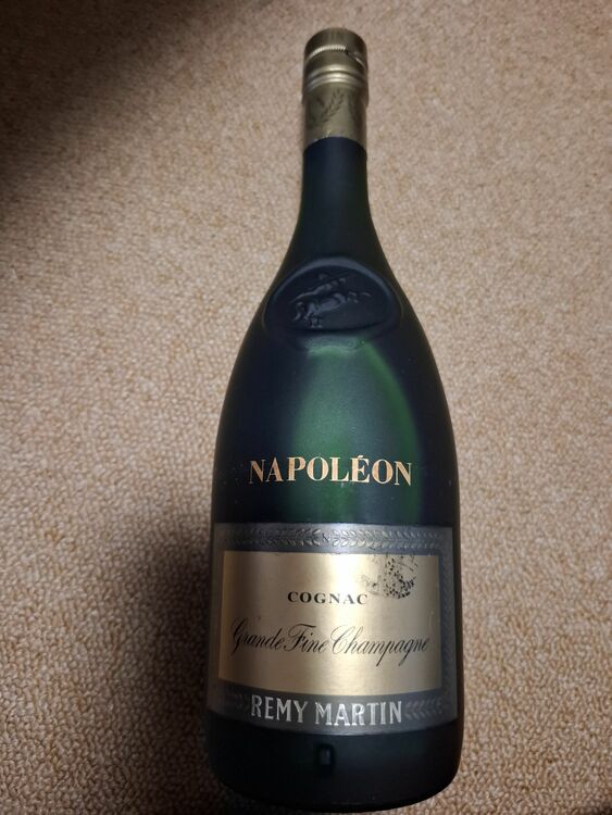 ブランデー レミーマルタン （お酒）の商品画像 - 査定依頼日：2025年6月11日 - 最高査定価格：4,100円