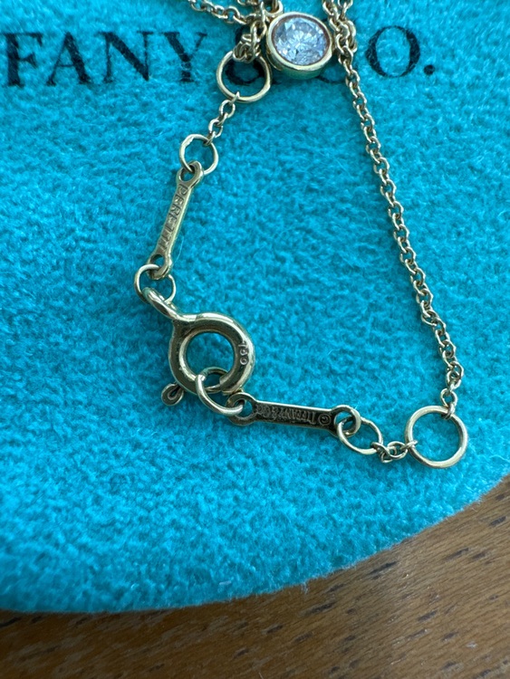 ティファニーバイザヤードネックレス（金・貴金属）の商品画像 - 査定依頼日：2025年8月4日 - 最高査定価格：30,000円