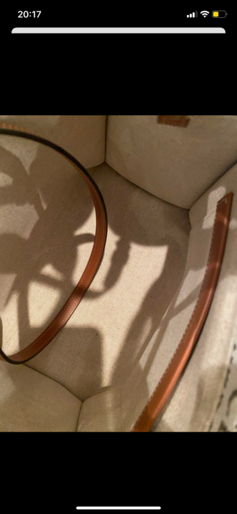 セリーヌ  （ブランドバッグ）の商品画像 - 査定依頼日：2025年2月20日 - 最高査定価格：154,000円