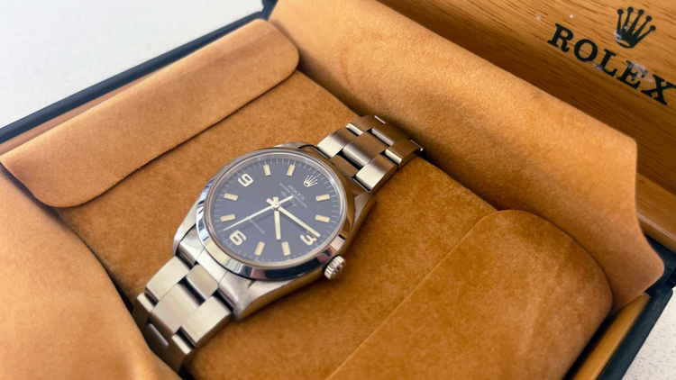 ロレックス オイスターパーペチュアル（高級時計）の商品画像 - 査定依頼日：2025年11月26日 - 最高査定価格：700,000円