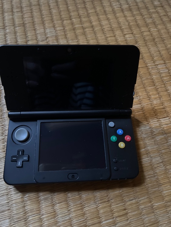 ニンテンドーDS（ゲーム機本体・ゲームソフト）の商品画像 - 査定依頼日：2025年12月1日 - 最高査定価格：13,500円