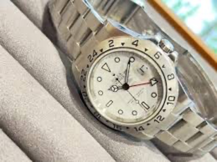 エクスプローラⅡ（高級時計）の商品画像 - 査定依頼日：2025年7月30日 - 最高査定価格：1,170,000円