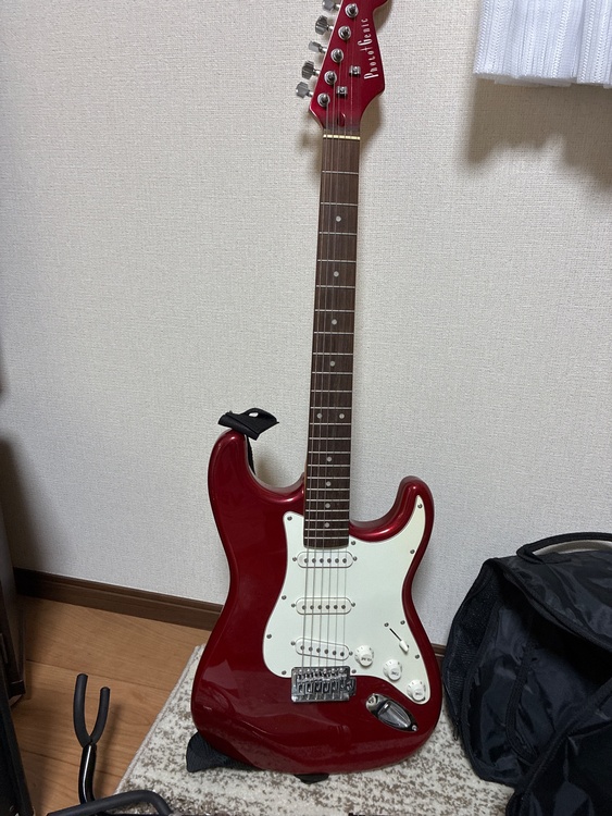 ELECTRIC GUITAR&BASS PHOTO GENIC（ピアノ・楽器・PA機材）の商品画像 - 査定依頼日：2026年9月30日 - 最高査定価格：2,500円