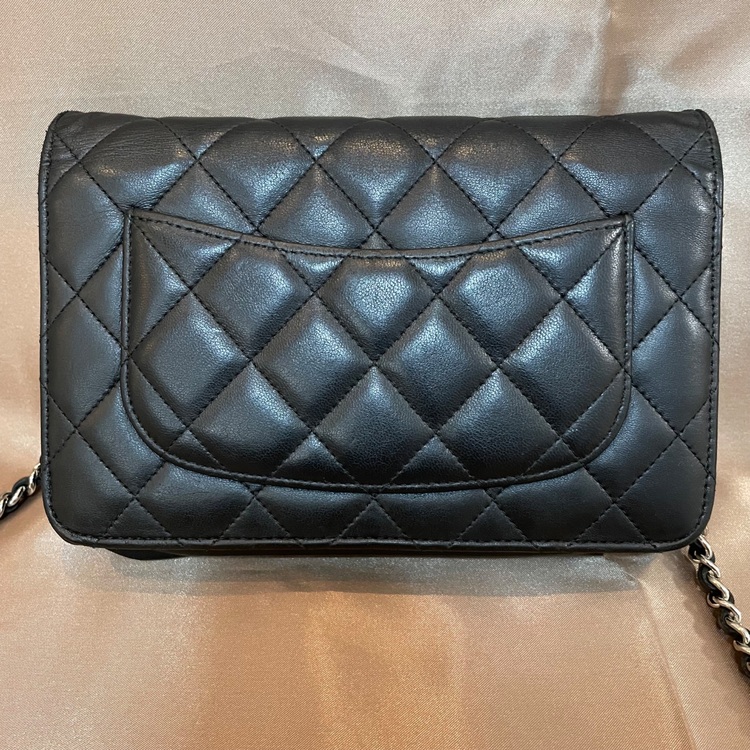 シャネル　ラムスキン チェーンウォレット（ブランドバッグ）の商品画像 - 査定依頼日：2025年6月8日 - 最高査定価格：170,000円