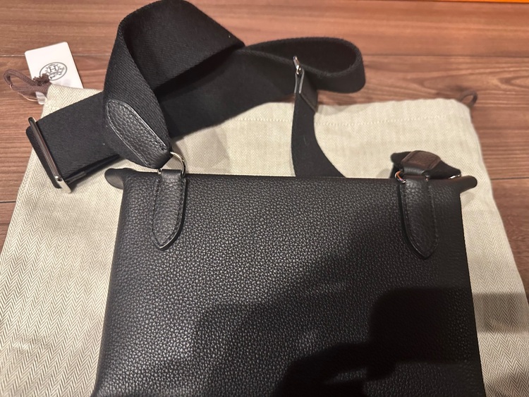 ヴィドポッシュ　（ブランドバッグ）の商品画像 - 査定依頼日：2025年11月16日 - 最高査定価格：430,000円