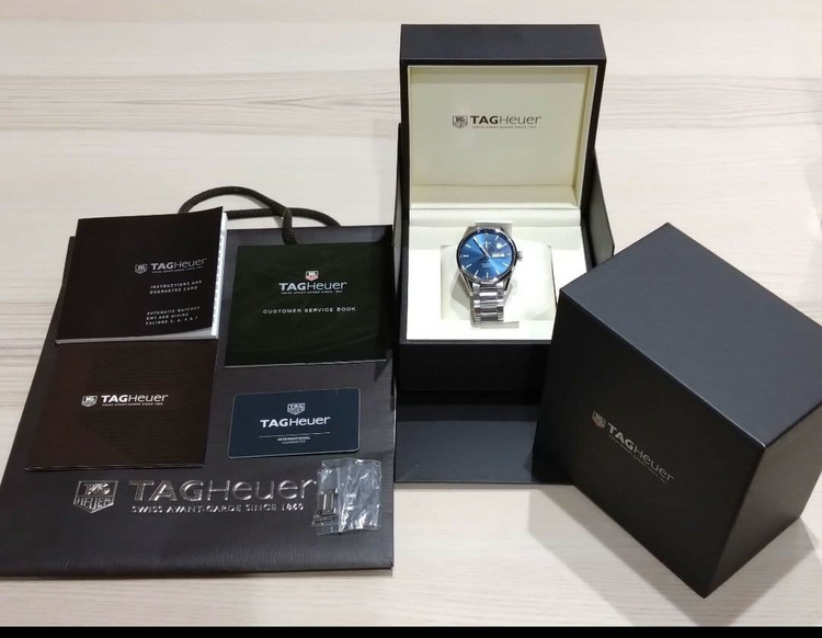 タグホイヤー カレラ WAR201E WBC5707（高級時計）の商品画像 - 査定依頼日：2026年1月11日 - 最高査定価格：200,000円