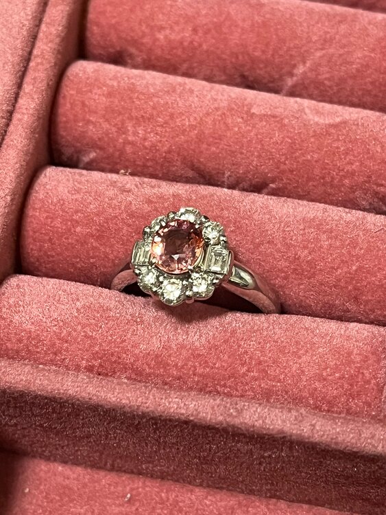 pt900サファイアリング（宝石）の商品画像 - 査定依頼日：2024年2月9日 - 最高査定価格：200,000円