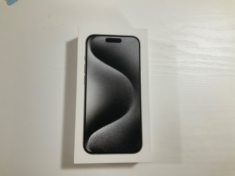 iPhone 15 Pro 128GB SIMフリー（スマホ）の商品画像 - 査定依頼日：2026年4月28日 - 最高査定価格：74,000円