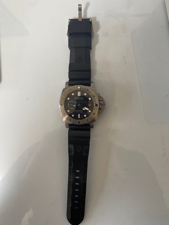 パネライ サブマーシブル （高級時計）の商品画像 - 査定依頼日：2023年3月29日 - 最高査定価格：670,000円