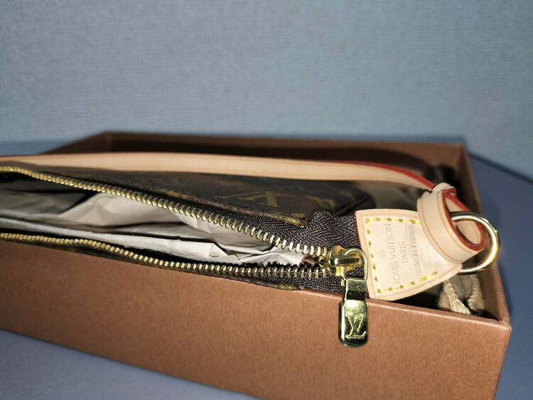 ポシェットアクセソワール（ブランドバッグ）の商品画像 - 査定依頼日：2026年2月28日 - 最高査定価格：90,000円