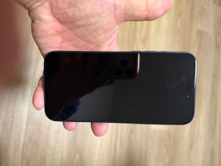 iPhone iPhone 17 Pro Max 1TB SIMフリー（スマホ）の商品画像 - 査定依頼日：2026年10月14日 - 最高査定価格：219,000円