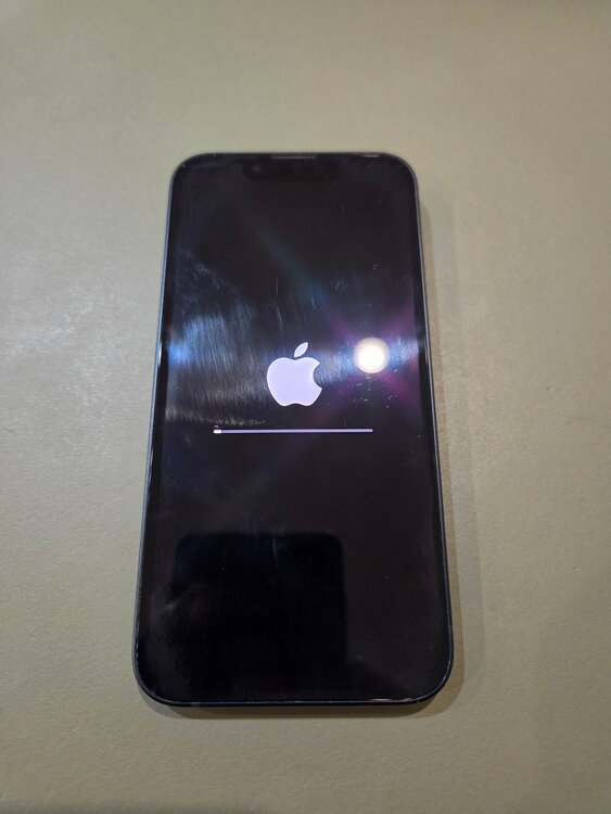 iPhone iPhone 13 mini 256GB SIMフリー（スマホ）の商品画像 - 査定依頼日：2026年8月23日 - 最高査定価格：34,500円