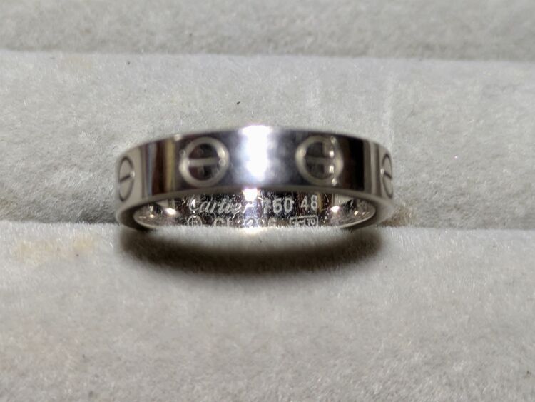 カルティエラブリングホワイトゴールド（金・貴金属）の商品画像 - 査定依頼日：2025年10月23日 - 最高査定価格：110,000円