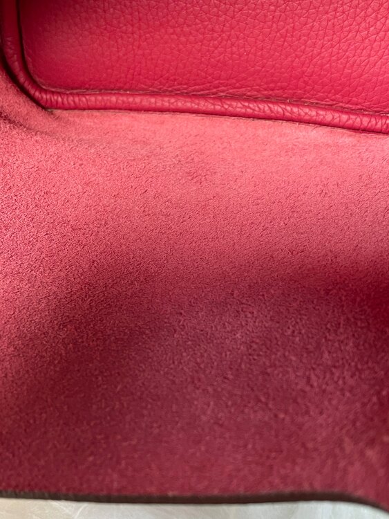 エルメス　ピコタンロックPM トリヨンクレマンス　ルビー　⬜︎R刻印（ブランドバッグ）の商品画像 - 査定依頼日：2025年2月7日 - 最高査定価格：270,000円