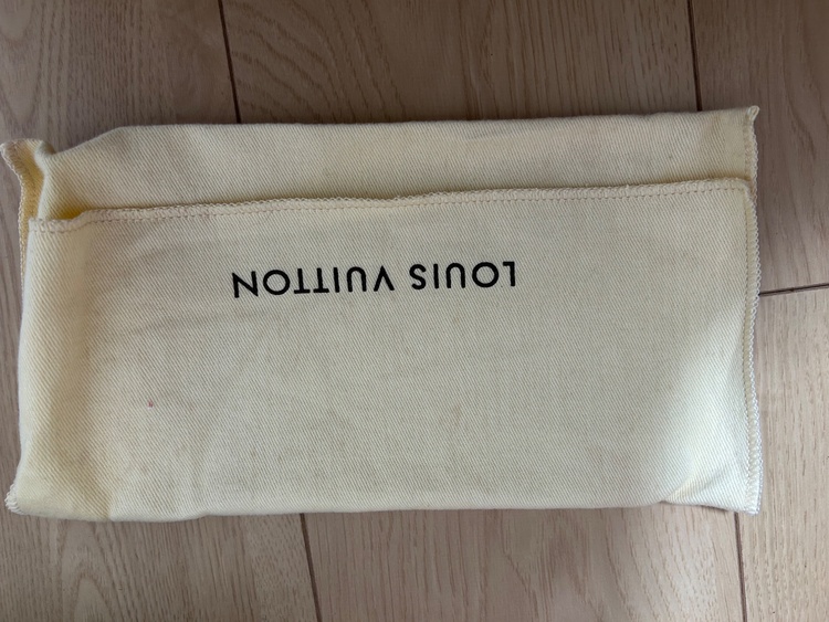 モノグラム（ブランド財布・小物）の商品画像 - 査定依頼日：2026年1月8日 - 最高査定価格：7,000円