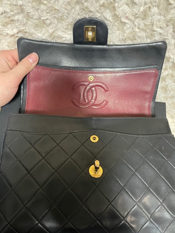 WフラップWチェーン（ブランドバッグ）の商品画像 - 査定依頼日：2023年4月2日