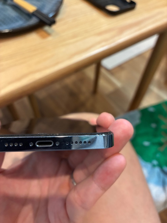 iPhone iPhone 13 Pro Max 128GB SIMフリー（スマホ）の商品画像 - 査定依頼日：2026年7月17日 - 最高査定価格：60,000円