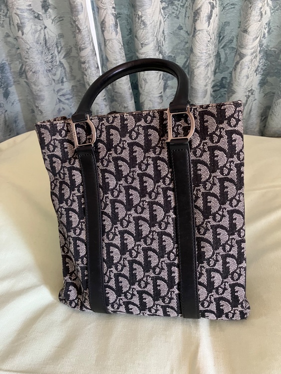 不明（ブランドバッグ）の商品画像 - 査定依頼日：2026年3月27日 - 最高査定価格：70,000円