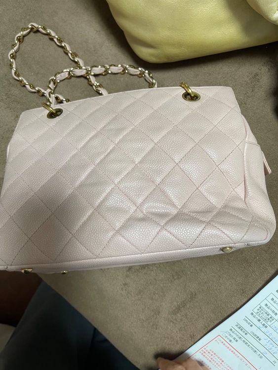 マトラッセ　チェーントート　ピンク　キャビアスキン（ブランドバッグ）の商品画像 - 査定依頼日：2025年12月26日 - 最高査定価格：125,000円