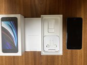 iPhoneSE White 64GB（スマホ）の商品画像 - 査定依頼日：2023年6月26日 - 最高査定価格：12,000円