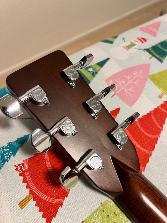 マーチン 000-28 1989/ 484191（ピアノ・楽器・PA機材）の商品画像 - 査定依頼日：2026年4月24日 - 最高査定価格：100,000円