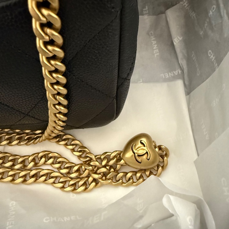 ミニマトラッセ20（ブランドバッグ）の商品画像 - 査定依頼日：2025年10月26日 - 最高査定価格：650,000円