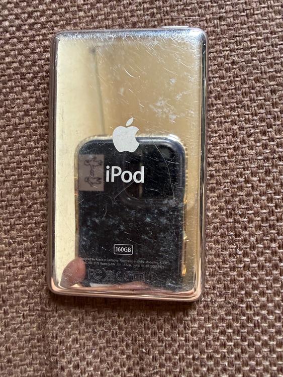 iPod classic 160GB（家電）の商品画像 - 査定依頼日：2026年9月26日 - 最高査定価格：1,100円