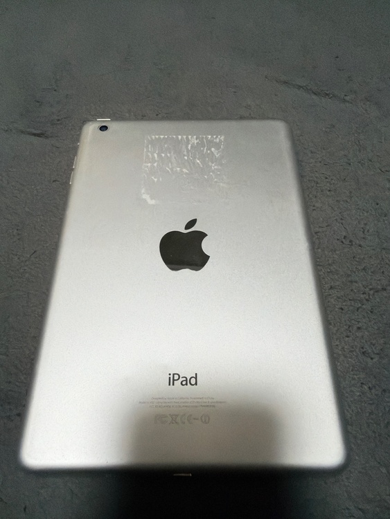 iPad第一世代（PC・タブレット）の商品画像 - 査定依頼日：2026年10月3日 - 最高査定価格：100,000円