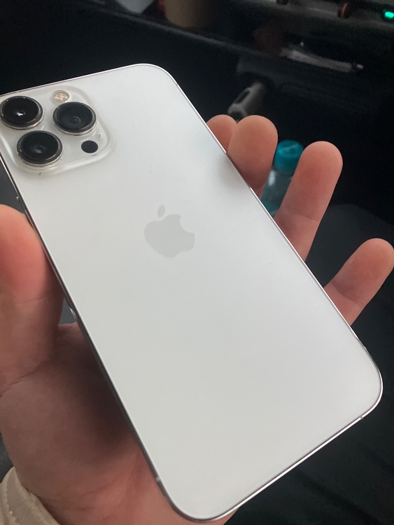 iPhone 13 Pro Max 128GB SIMフリー（スマホ）の商品画像 - 査定依頼日：2026年1月7日 - 最高査定価格：34,000円