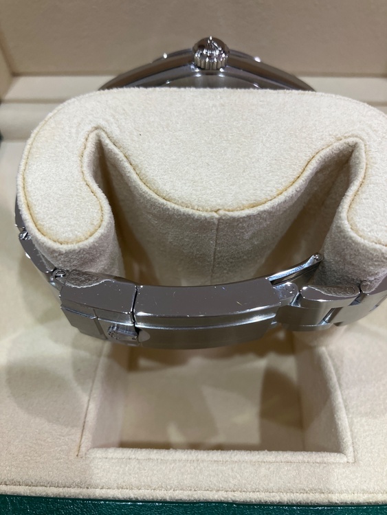 ロレックス エクスプローラー 22427（高級時計）の商品画像 - 査定依頼日：2026年2月22日 - 最高査定価格：1,460,000円