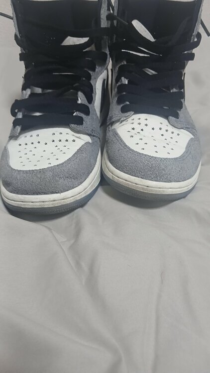 AIRJORDAN1　レトロHIGH OGグレー（古着・ファッション）の商品画像 - 査定依頼日：2026年9月24日 - 最高査定価格：4,000円