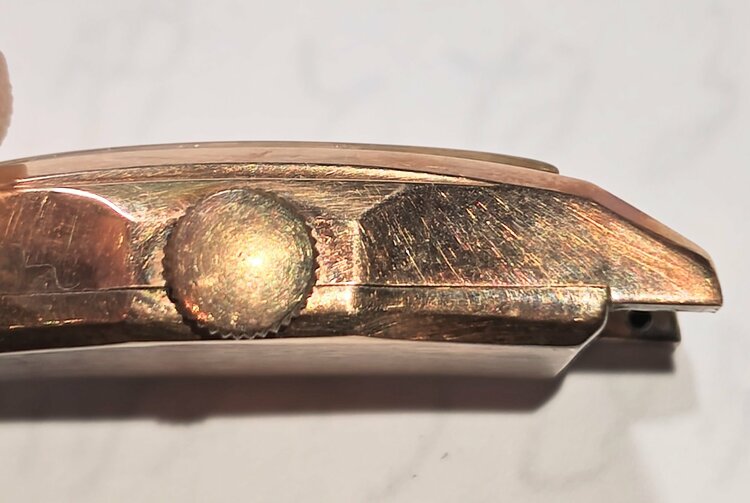 DEN-RO 手巻き腕時計17石 18K-750金無垢ケース稼働品（高級時計）の商品画像 - 査定依頼日：2026年4月24日 - 最高査定価格：100,000円