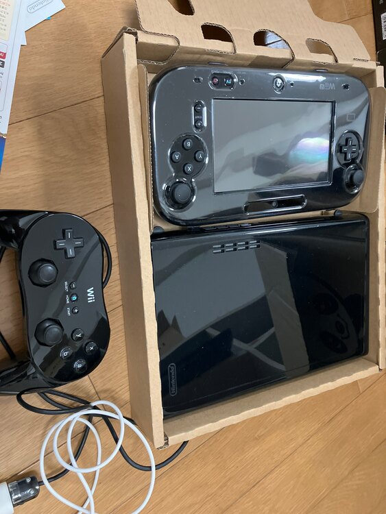 Wii U（ゲーム機本体・ゲームソフト）の商品画像 - 査定依頼日：2025年4月14日 - 最高査定価格：3,600円